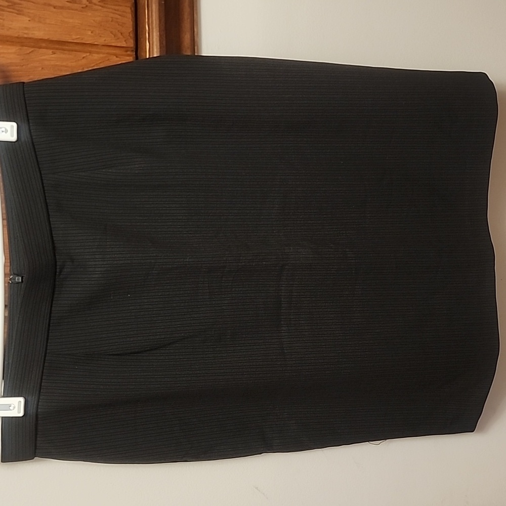 Counterparts Size 12 Black Pencil Skirt